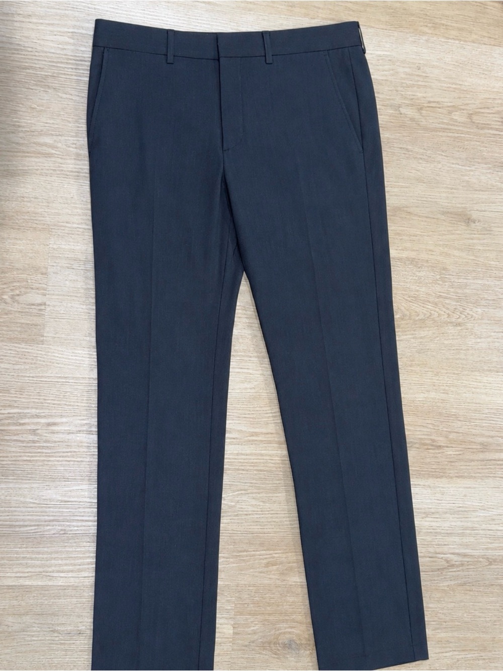 jf j.ferrar Men's Dress Pants in Dark Charcoal